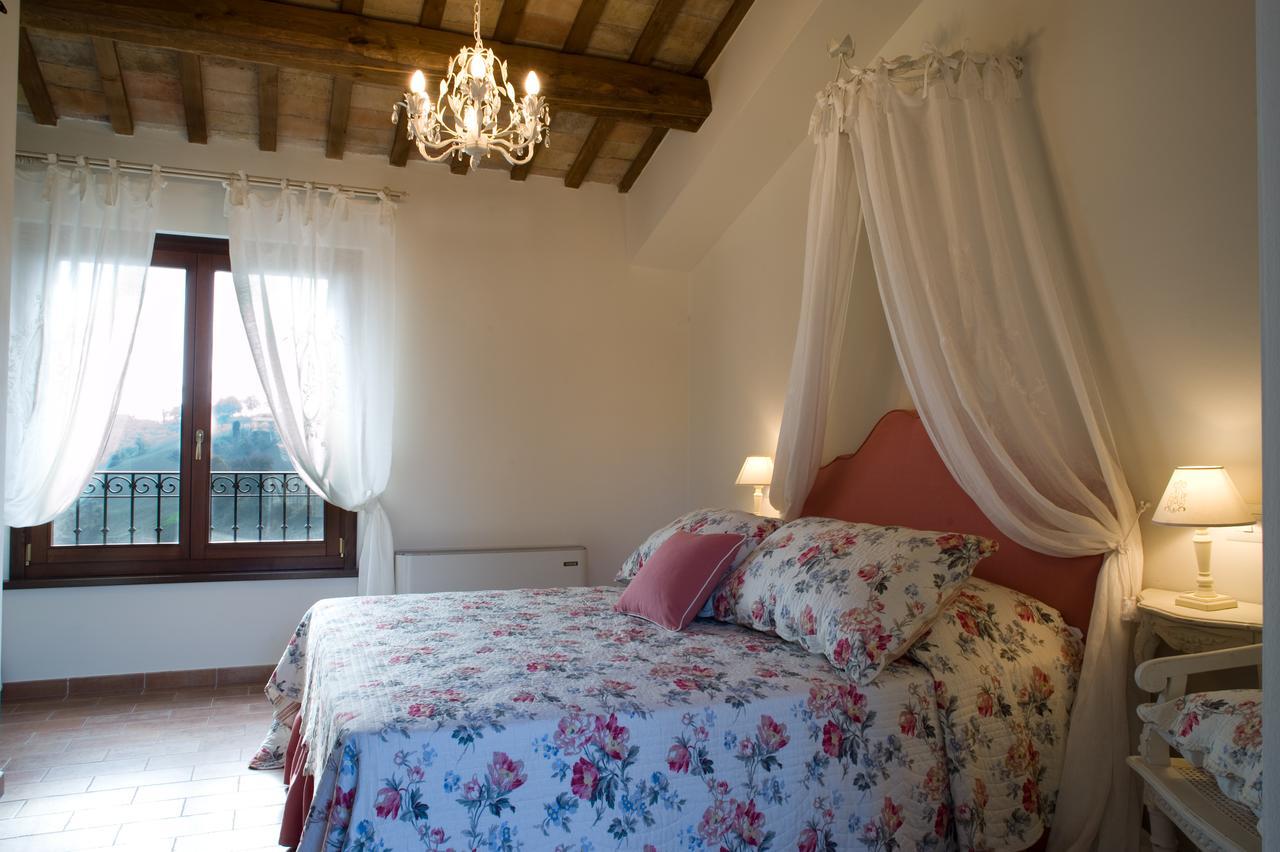 Casa Di Mi Bed & Breakfast Serrungarina Bagian luar foto